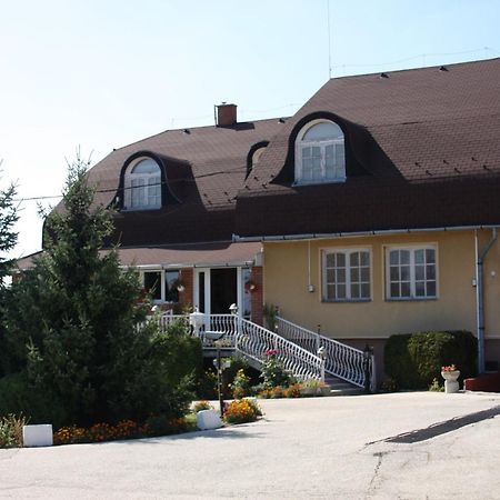 Katalin Panzio Hotel Budapest Ngoại thất bức ảnh